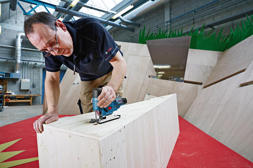 BOSCH Akku-Pendelhubstichsäge