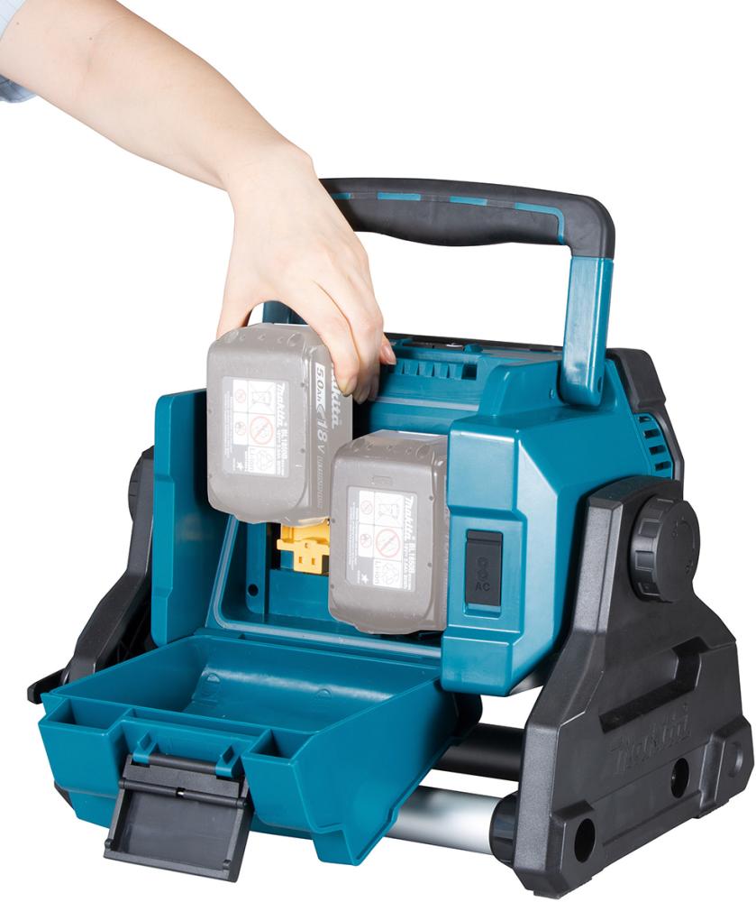 MAKITA Akku-Baustrahler, 96 LED´s